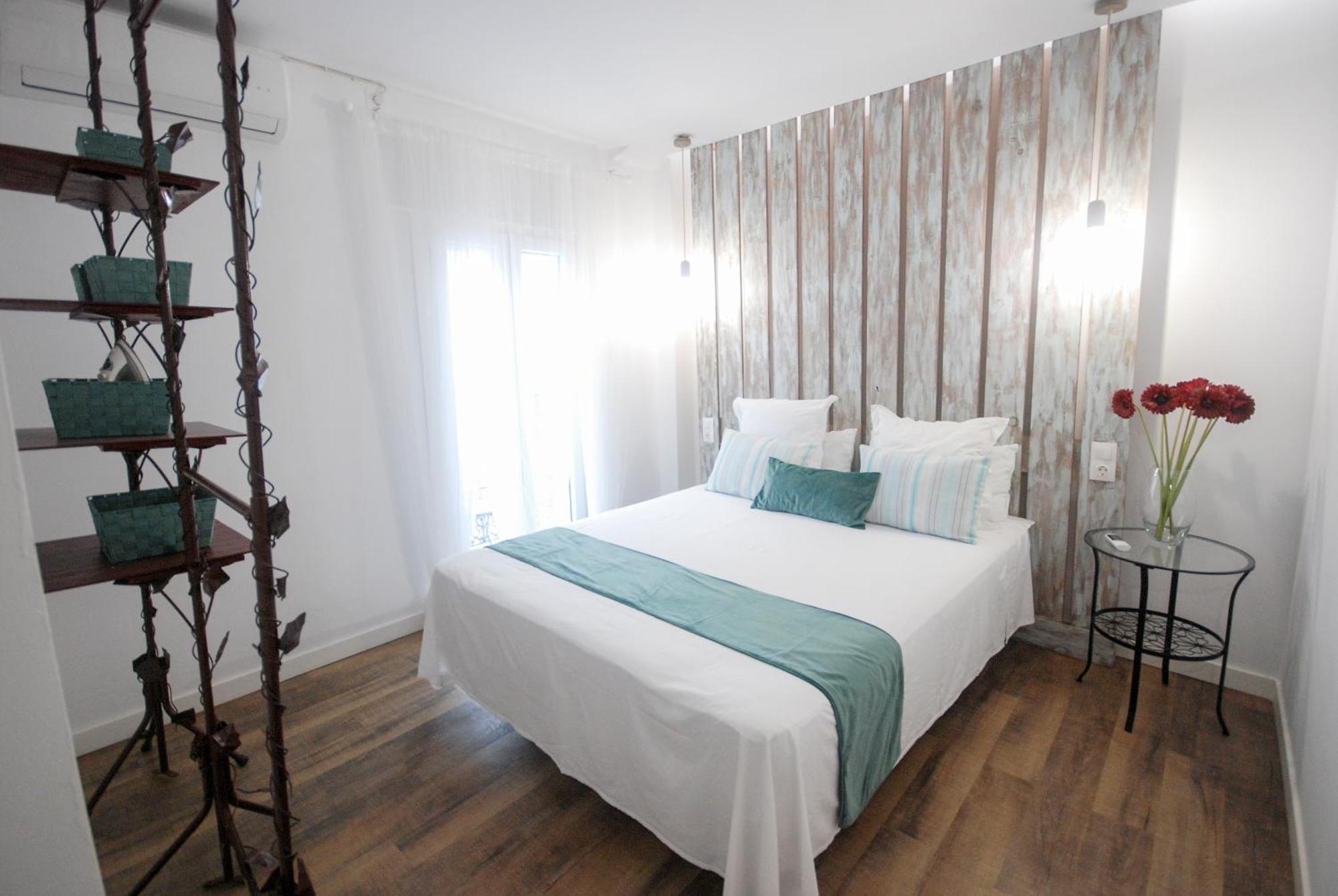 Conil Apartamentos La Dama Y El Vagabundo Conil De La Frontera Esterno foto