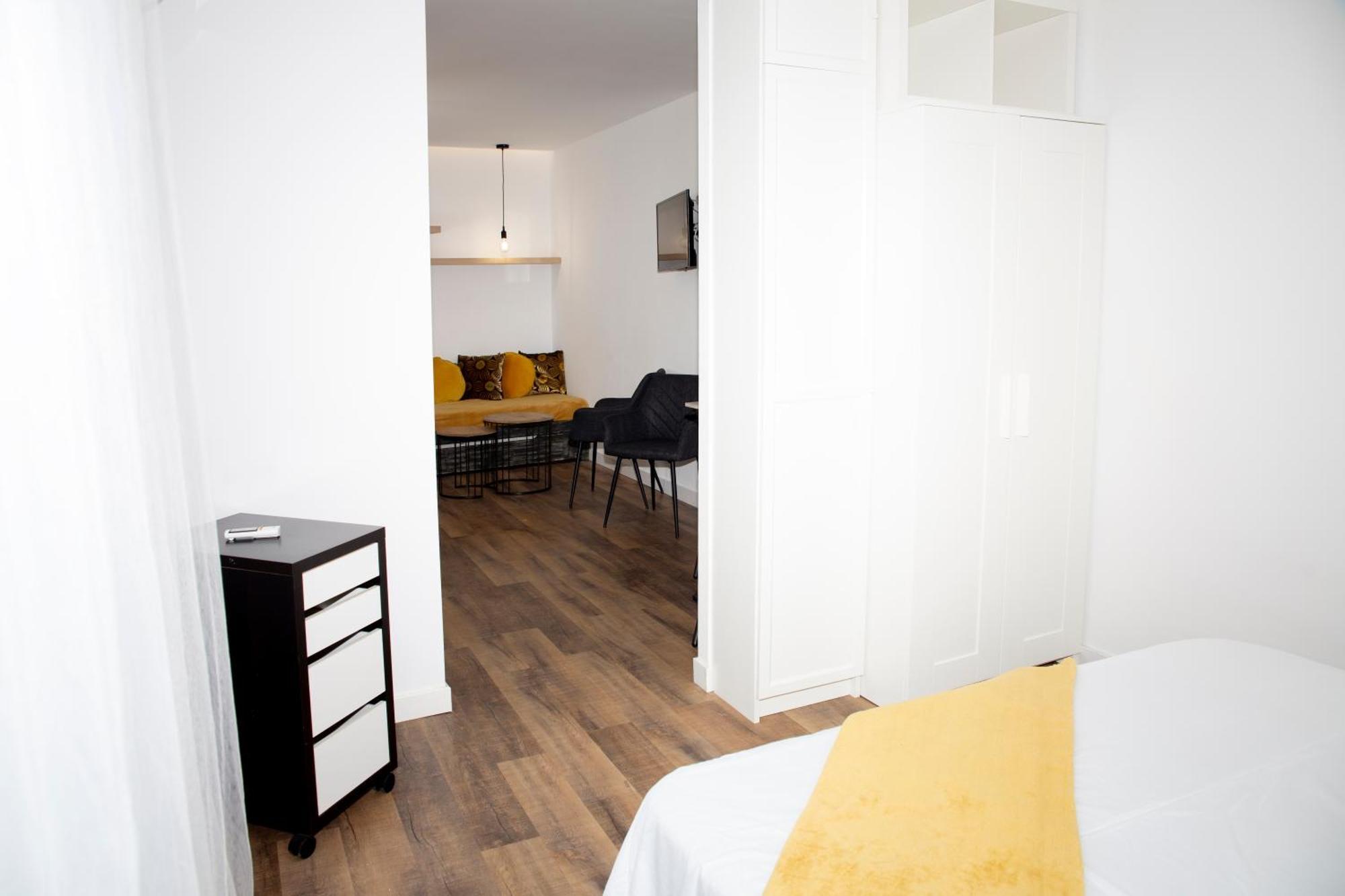 Conil Apartamentos La Dama Y El Vagabundo Conil De La Frontera Esterno foto