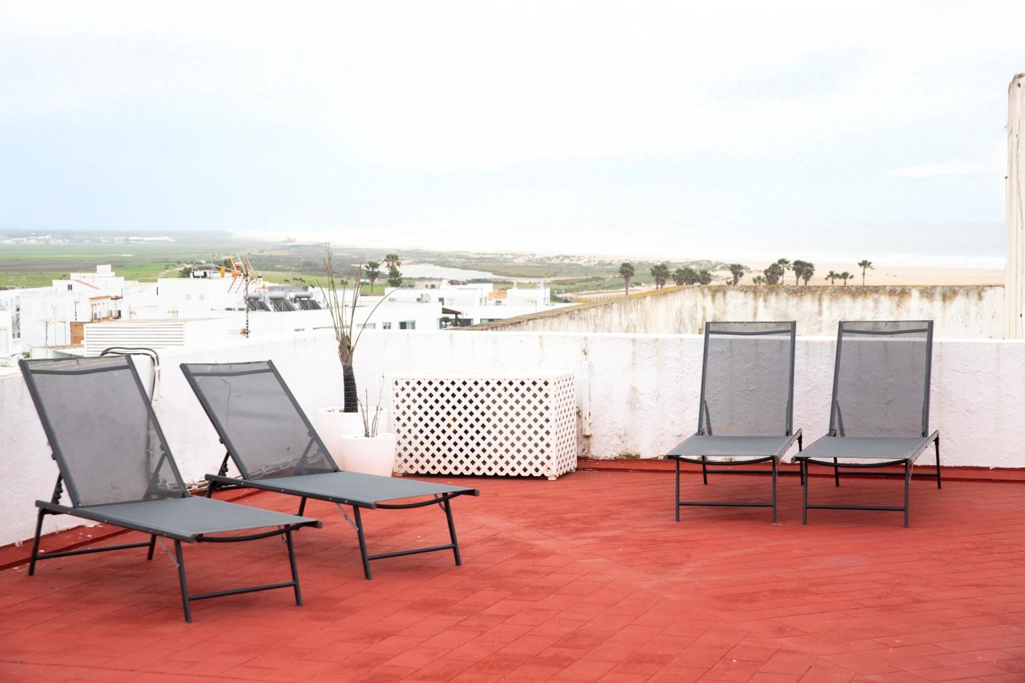 Conil Apartamentos La Dama Y El Vagabundo Conil De La Frontera Esterno foto